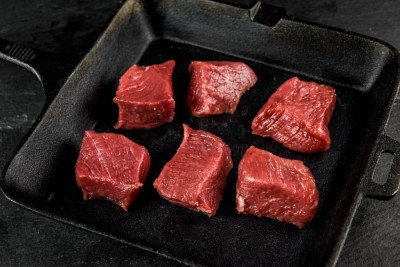 Свинина ошеек на шашлык 1 кг - купить в Сыропятовке